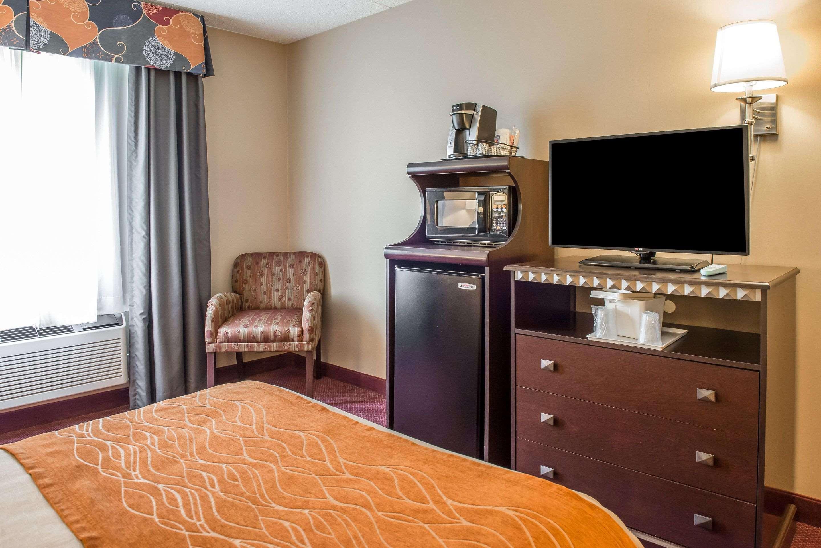 Wingate By Wyndham Pittsburgh New Stanton Otel Dış mekan fotoğraf