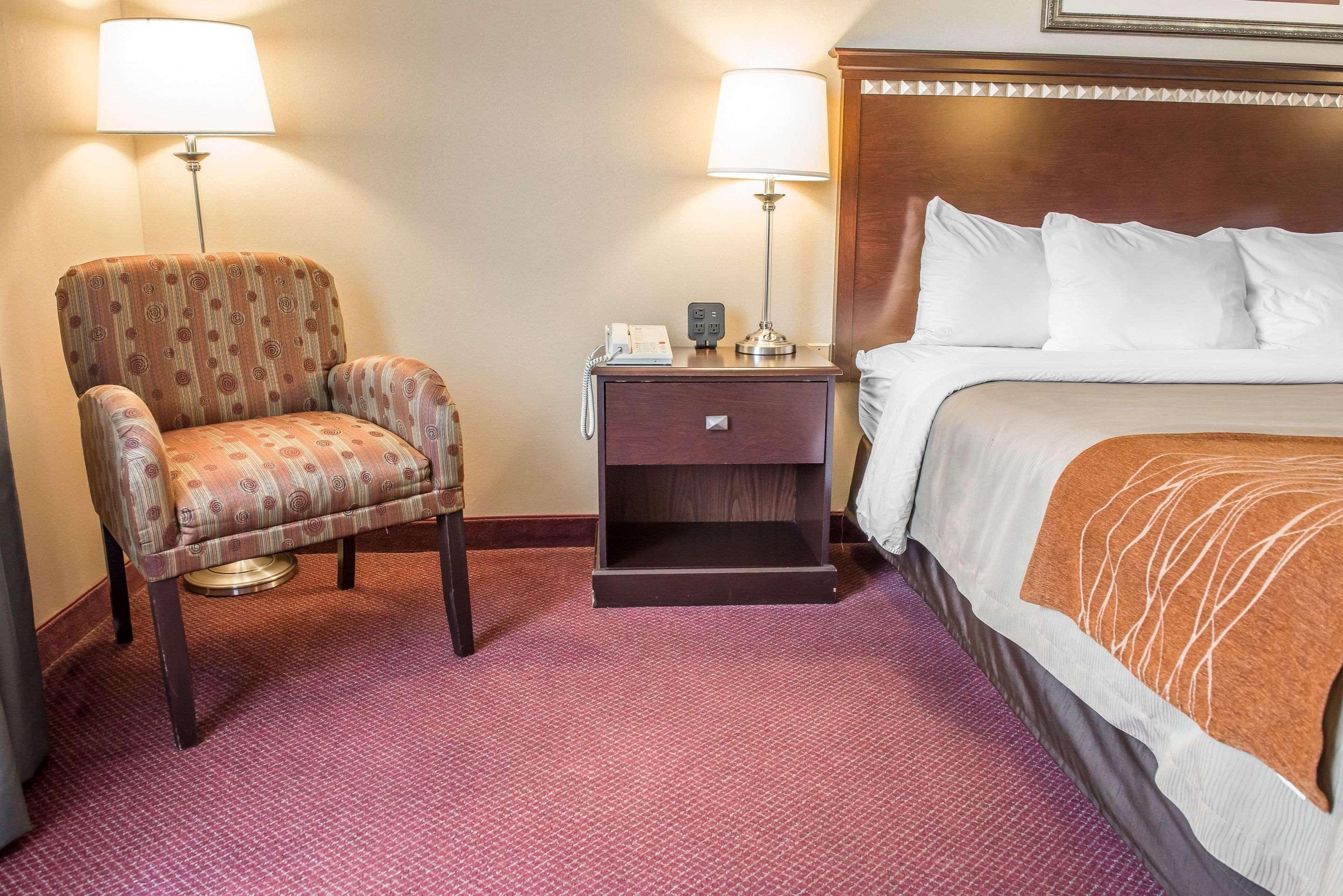 Wingate By Wyndham Pittsburgh New Stanton Otel Dış mekan fotoğraf