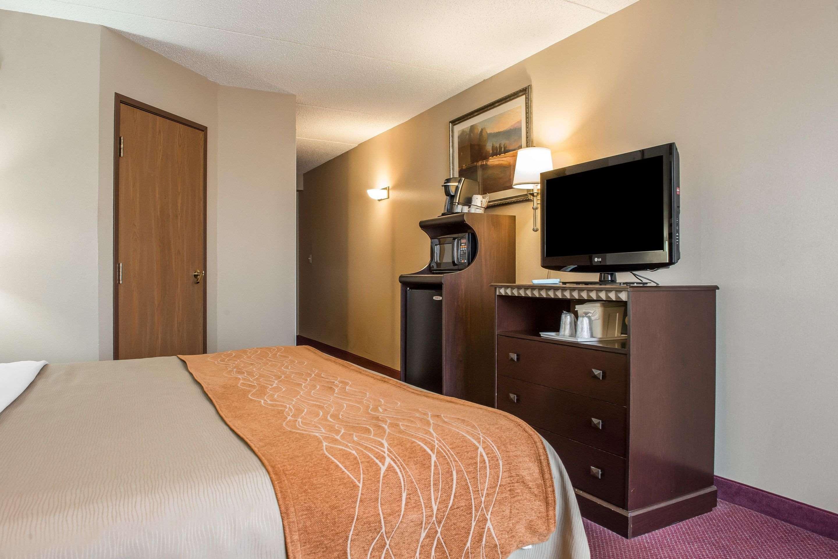 Wingate By Wyndham Pittsburgh New Stanton Otel Dış mekan fotoğraf