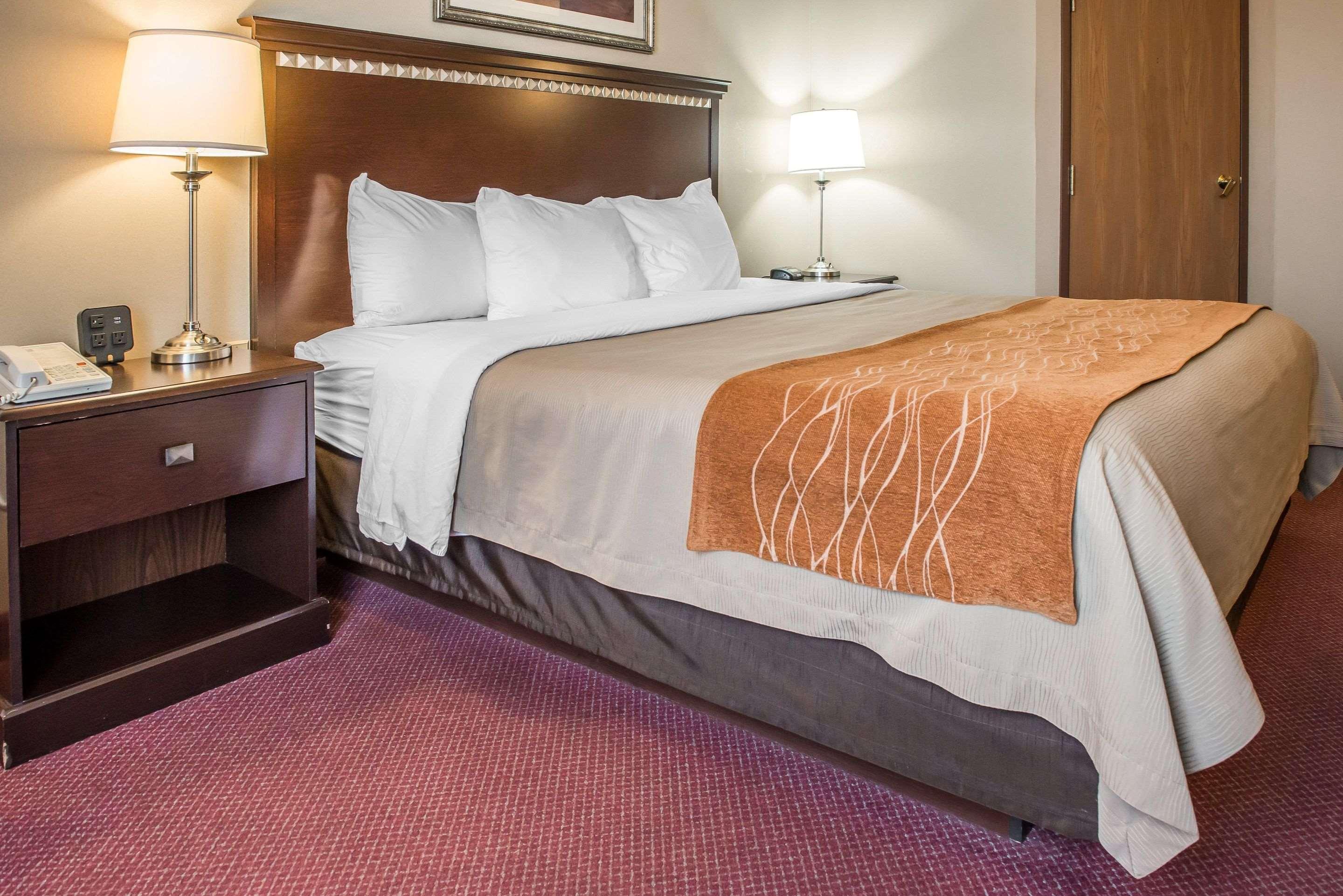 Wingate By Wyndham Pittsburgh New Stanton Otel Dış mekan fotoğraf