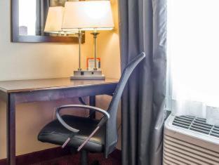 Wingate By Wyndham Pittsburgh New Stanton Otel Oda fotoğraf